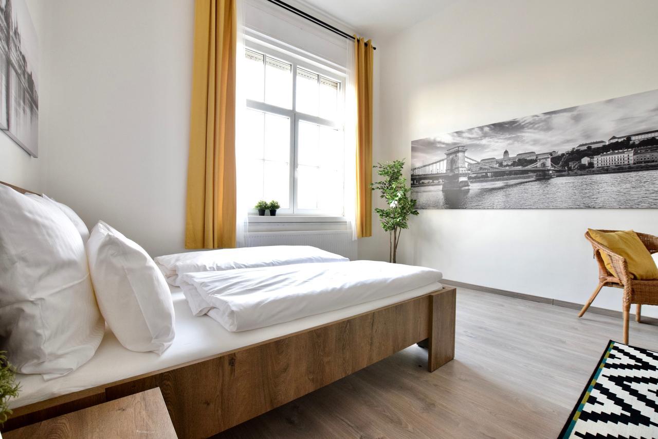 Standard Apartment By Hi5 - Bazilika Suite Budapest Eksteriør bilde