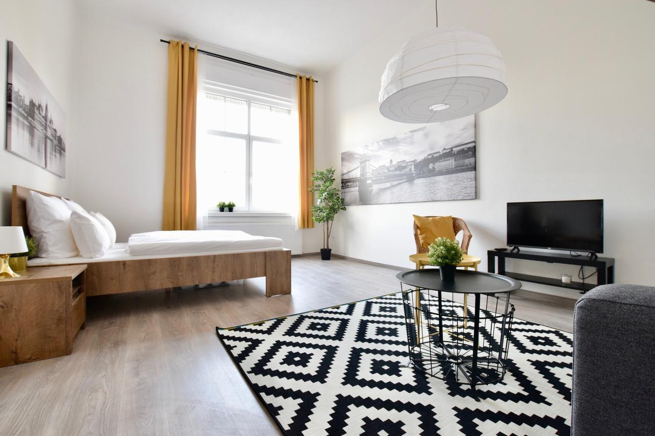 Standard Apartment By Hi5 - Bazilika Suite Budapest Eksteriør bilde