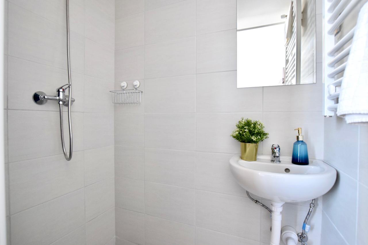 Standard Apartment By Hi5 - Bazilika Suite Budapest Eksteriør bilde